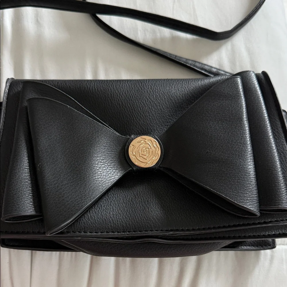 Chic Black Bow Women's Clutch